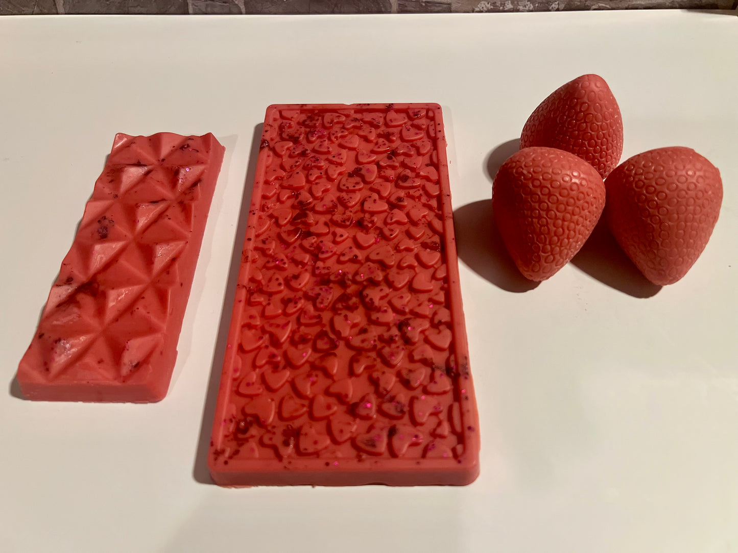 Strawberry Bourbon Dessert Wax Melts, 1.76 Small Bar + 2 More Options
