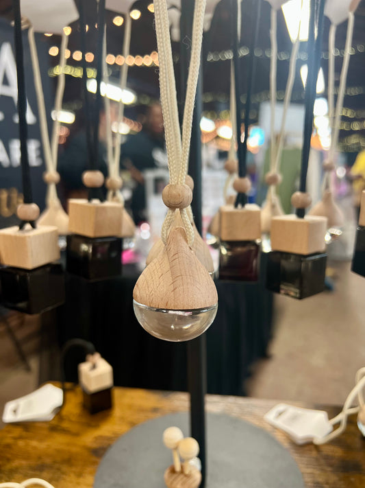 Car Diffuser, Clear Glass Raindrop Hanging Car Diffusers, 6ml, 4 Aroma Options