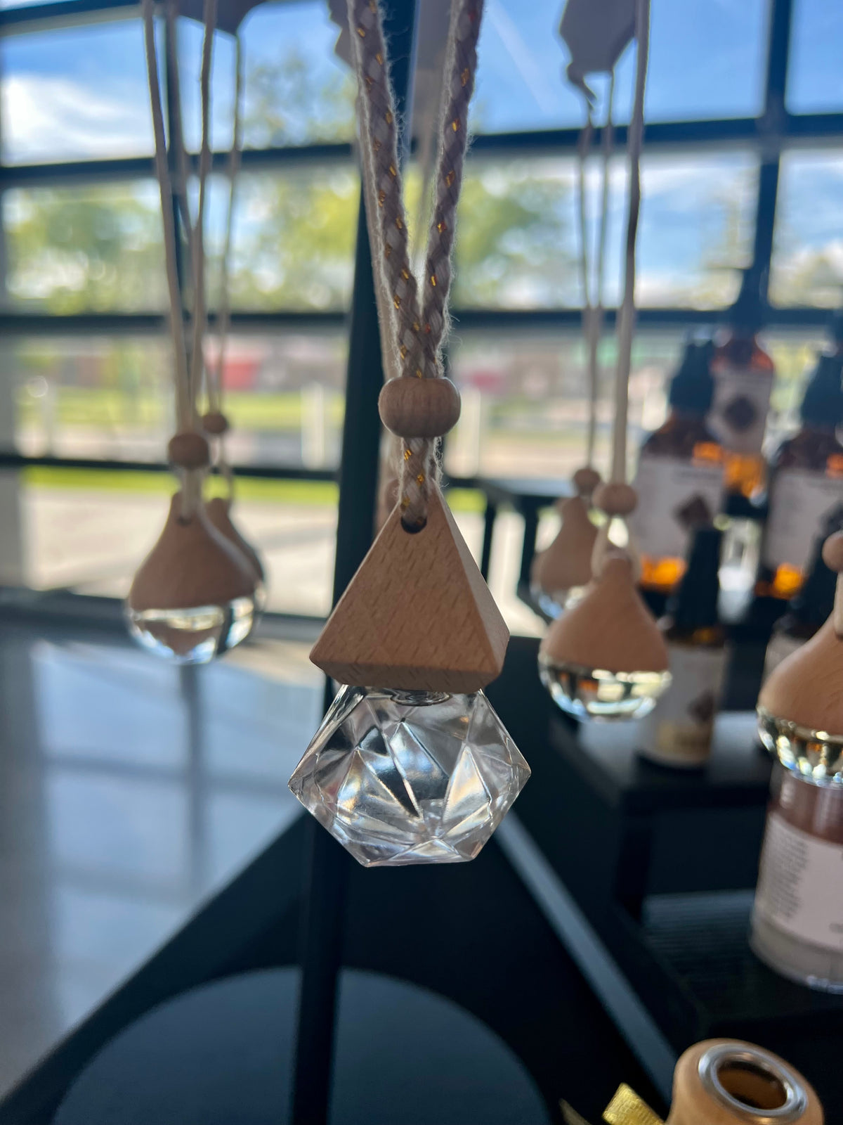 Car Diffuser, Diamond Shaped Glass Hanging Diffusers, 5ml, 6 Aroma Options